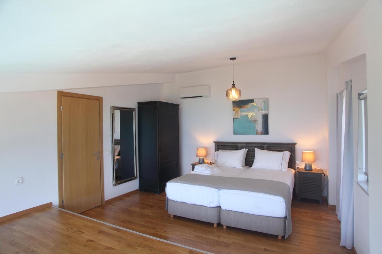 Áyios Nikítas Capro - Milos Bay Villas מראה חיצוני תמונה