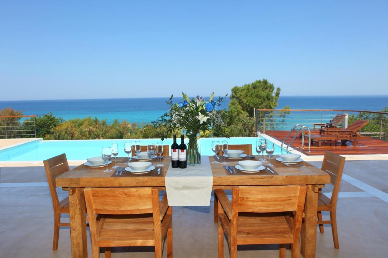 Áyios Nikítas Capro - Milos Bay Villas מראה חיצוני תמונה